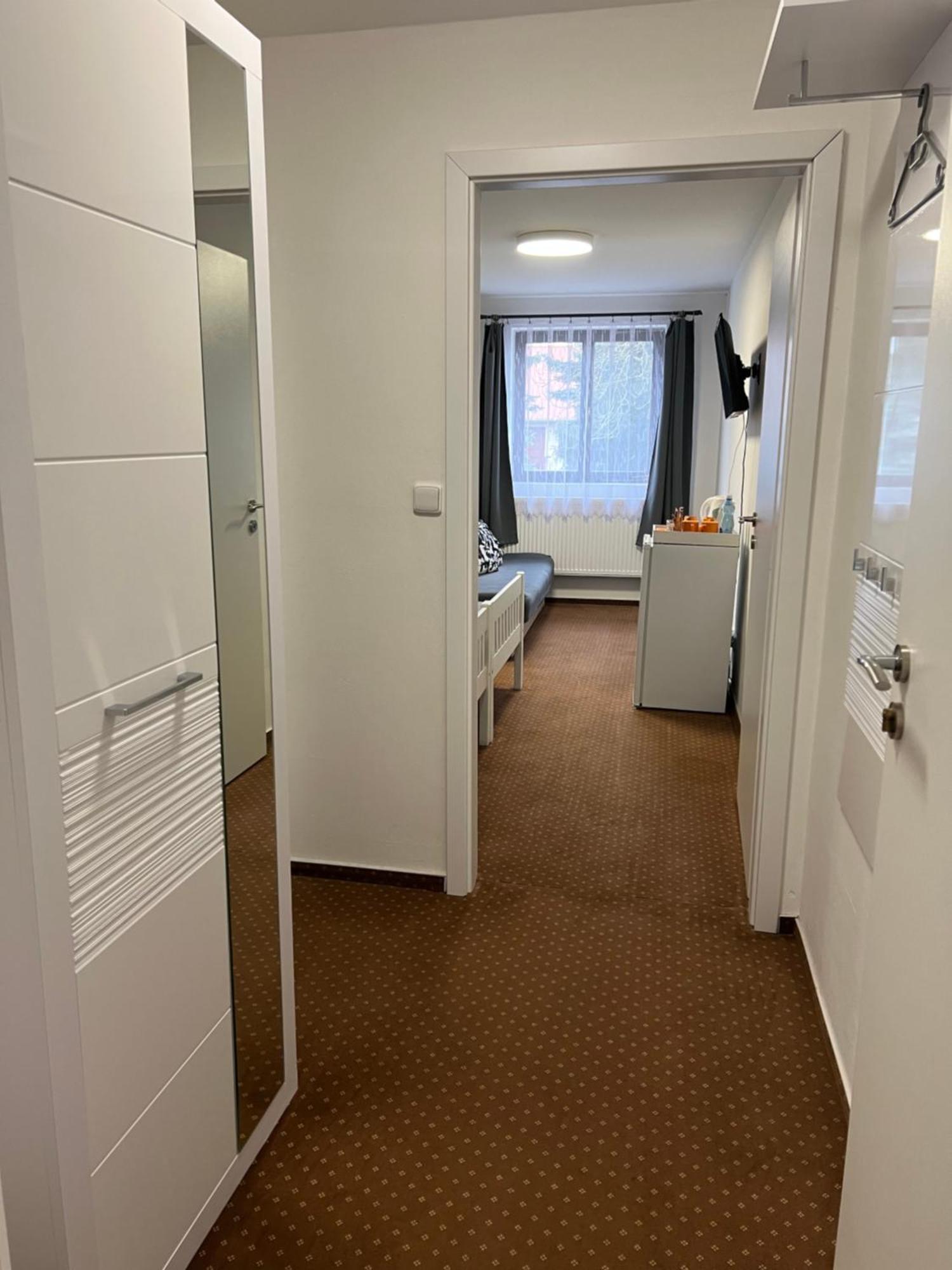 Pension Hajek Praag Buitenkant foto